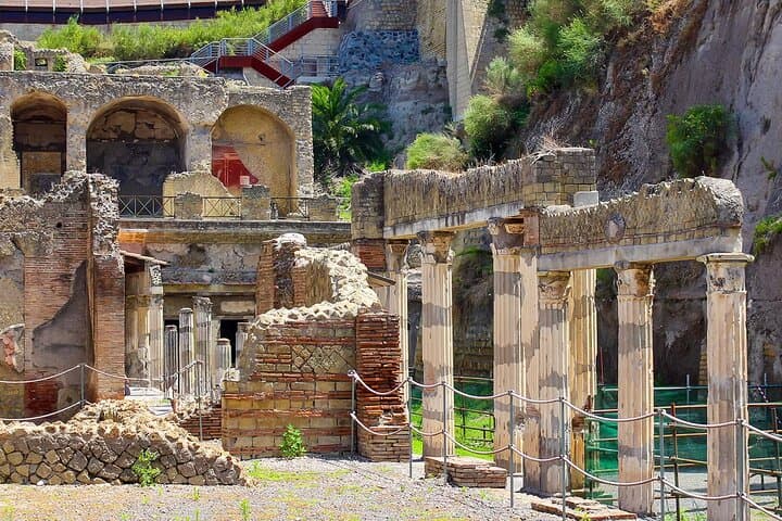 Skip the Line at Herculaneum: 2‑Hour Audio Tour of Ancient Ercolano photo 1