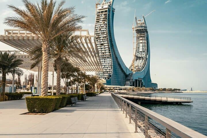 Explore Doha in 4 Hours: Souq Waqif, The Pearl & City Highlights