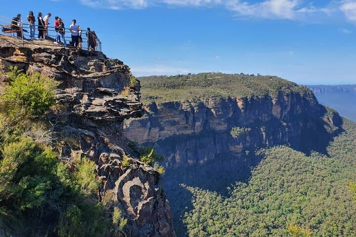 Private Luxury Blue Mountains Tour from Sydney — Three Sisters, Wildlife & Secret Lookouts photo 5