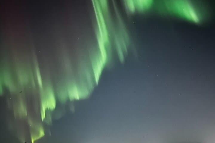 Northern Lights Experience from Reykjavík — Night-Sky Chase & Photography Guide photo 2