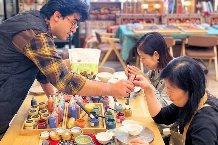 Paint Your Own Ceramic Masterpiece in Somerset: Hands-On Workshop Near New Jersey’s Raritan Valley photo 1