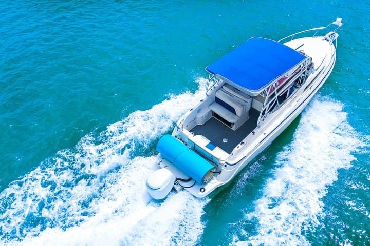 Private 30ft Yacht Rental in Miami: Charter Biscayne Bay for Groups up to 10 photo 2