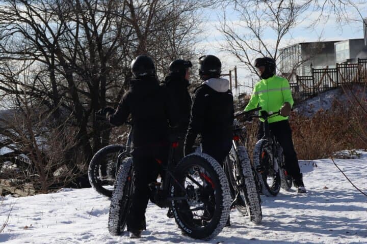 Fatbike Initiation Tour in Québec City — Winter Ride Along the Saint-Lawrence