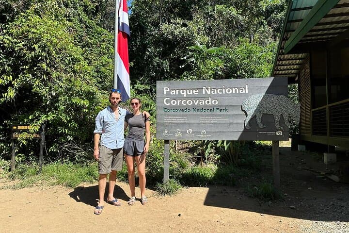 Corcovado Overnight Hike: La Leona to Sirena — 18 km Jungle Trek and Pacific Boat Return photo 3