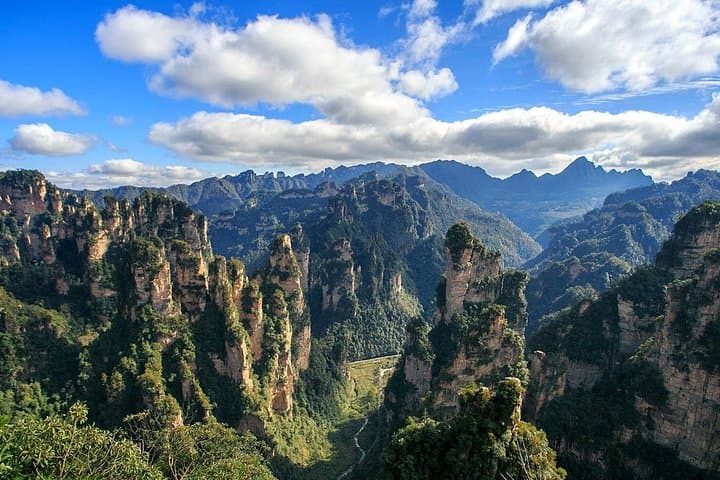 4-Day Zhangjiajie Private Tour: Avatar Mountains, Bailong Elevator & Glass Bridge photo 3