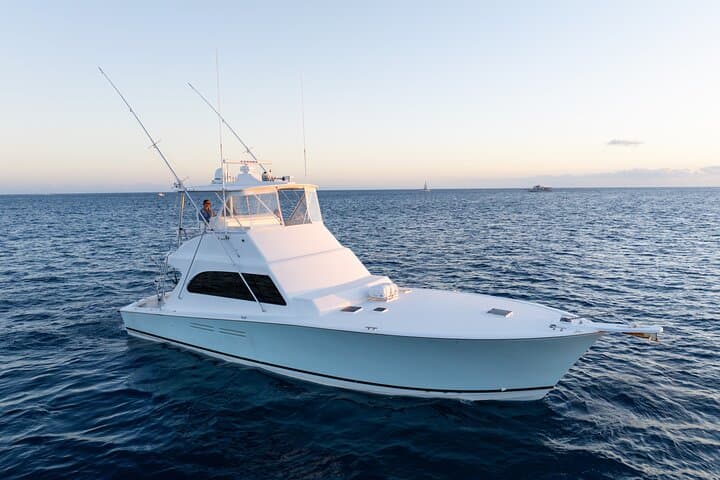 Full-Day Sport Fishing Charter in Honolulu: Luxury Post 50 Deep-Sea Adventure photo 2