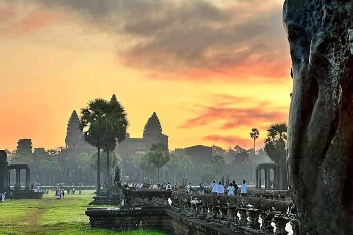 Sunrise Jeep Tour of Angkor Wat — Private Angkor Archaeological Park Experience