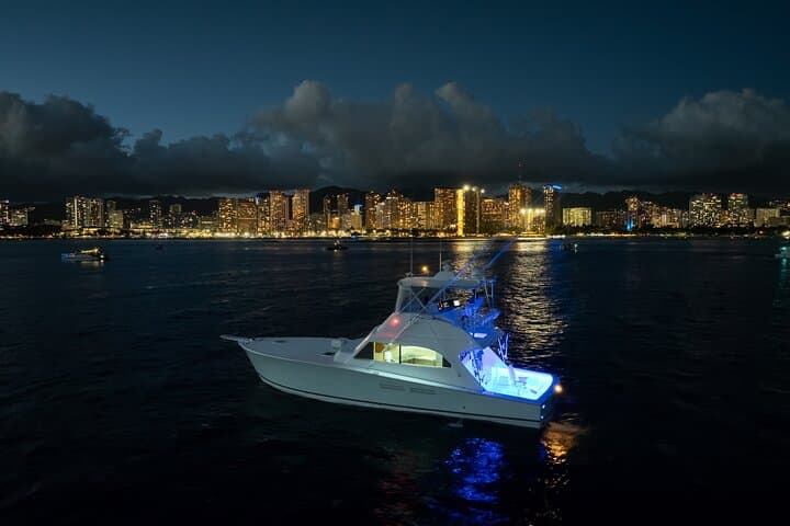 Private Luxury Sunset Fireworks Cruise Aboard Limitless in Honolulu photo 2