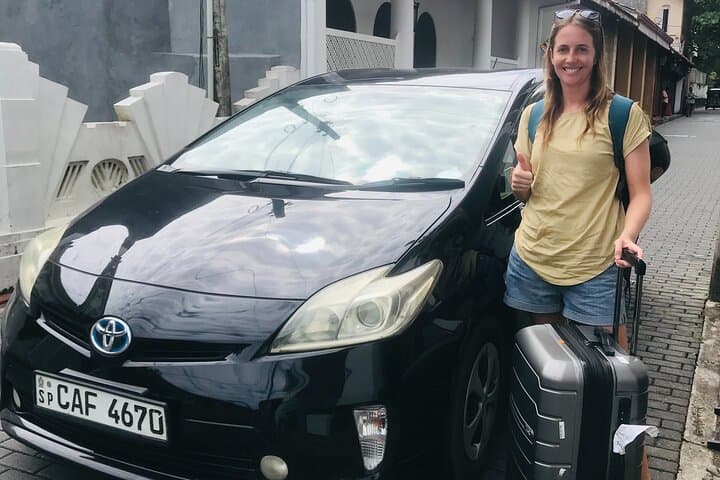 Sri Lanka Private Car & Driver — Full-Day 200km Private Transport from Negombo photo 4