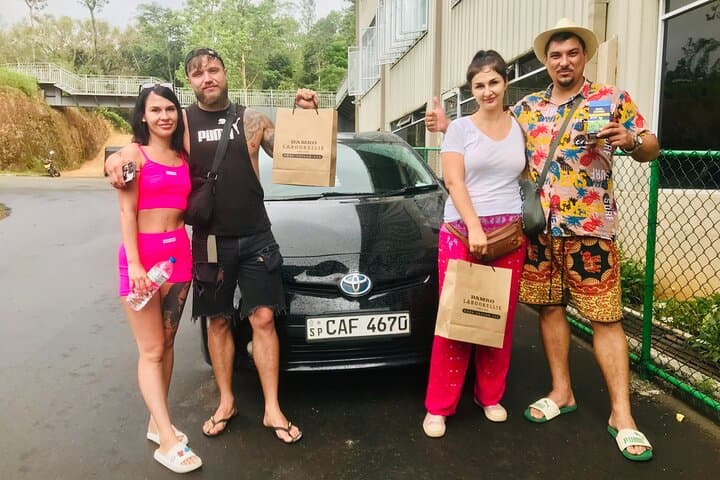 Sri Lanka Private Car & Driver — Full-Day 200km Private Transport from Negombo photo 6