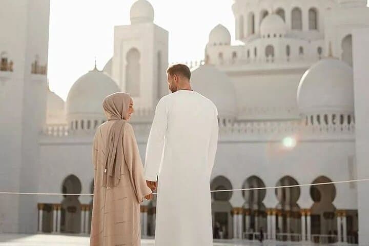 Private Full-Day Abu Dhabi Tour from Dubai — Sheikh Zayed, Emirates Palace & Heritage Village photo 1