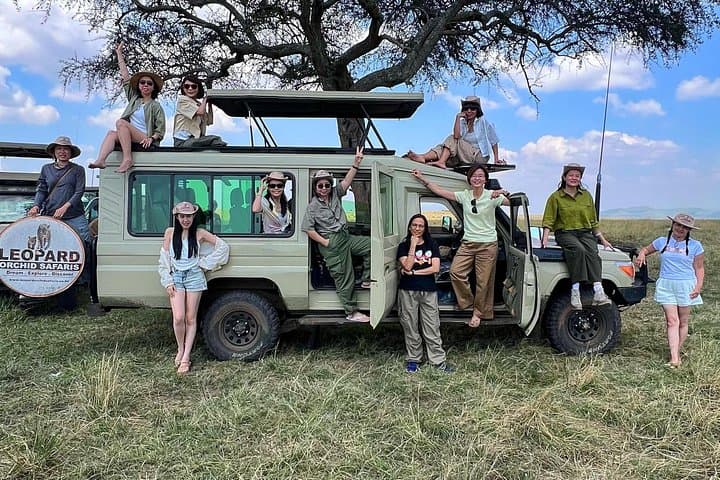 6-Day Budget Safari: Amboseli, Naivasha, Nakuru & Maasai Mara photo 1