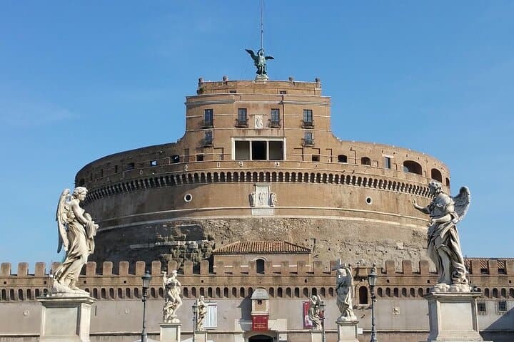 Rome by Bike: 4-Hour Rental with Castel Sant'Angelo Entry photo 2