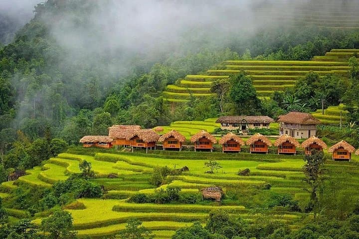 Ha Giang Loop: Ma Pi Leng Pass, Nho Que River & Hill-Tribe Homestays (3-Day)