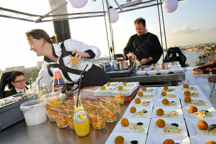 Dinner in the Sky Dubai: Elevated Dining Above Palm Jumeirah photo 2