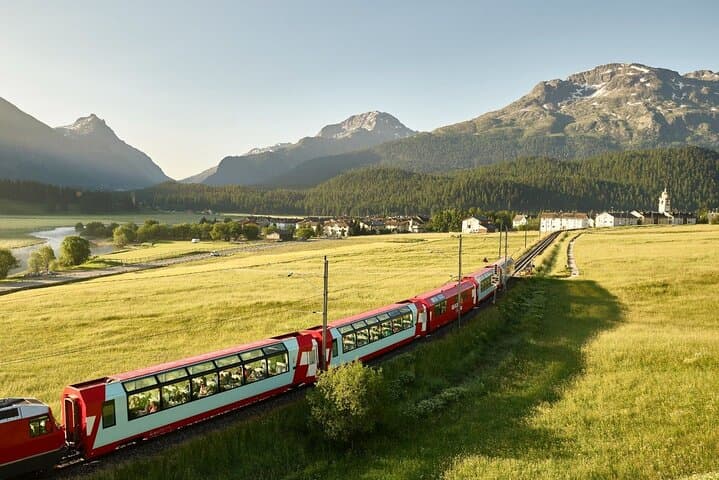 Switzerland in 2 Days: Matterhorn, Glacier Express & Lucerne Lake Cruise photo 6