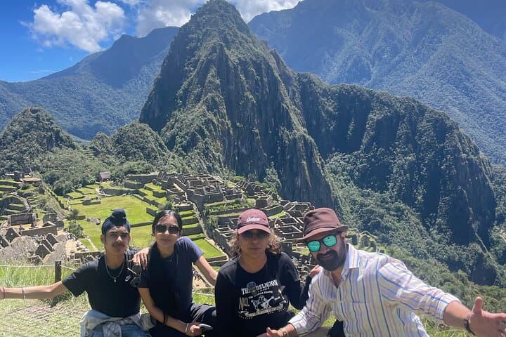 2-Day Short Inca Trail: Private Guided Trek to Machu Picchu photo 2