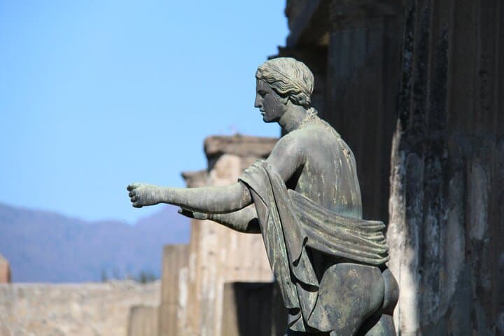 Pompeii and Positano Day Trip from Rome — Guided Ruins and Amalfi Coast Drive photo 3