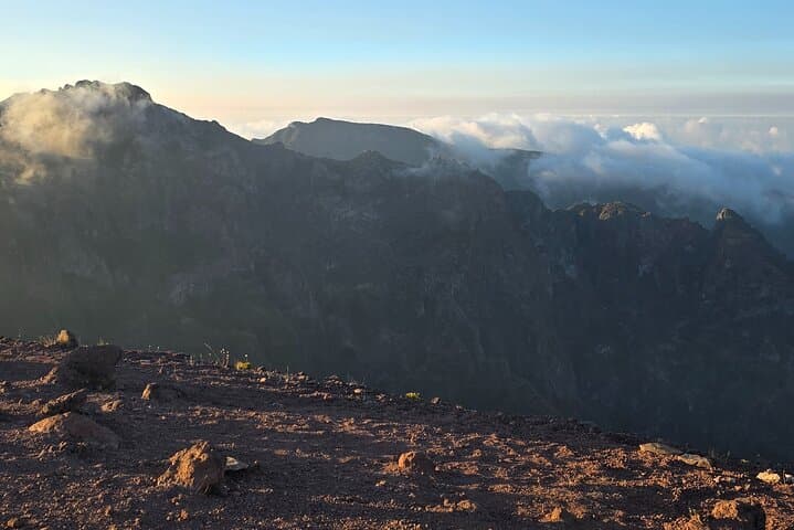 Sunset on Pico do Arieiro: Stairway to Heaven Private Hike photo 3