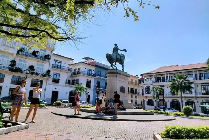 Explore Casco Viejo: Panama City's Hidden Treasures Walking Tour photo 4