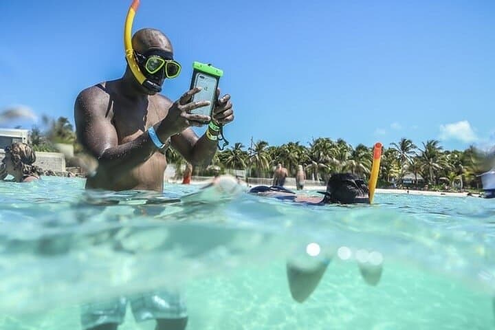 Private Catamaran to Isla Mujeres: Snorkel, Beach Buffet & Sunset Cruise photo 3