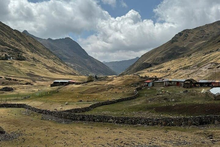 Lares Trek to Machu Picchu — 4-Day Lares Valley Route photo 2