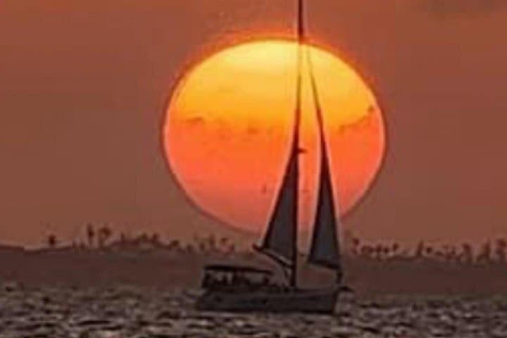 Sunset Sail Fort Myers Beach: 2.5-Hour Gulf Cruise to Sanibel photo 1