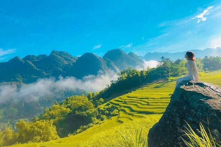 Mai Chau Cycling & Weaving Day Trip from Hanoi — Rice Fields, Homestays & Thai Craft Workshop