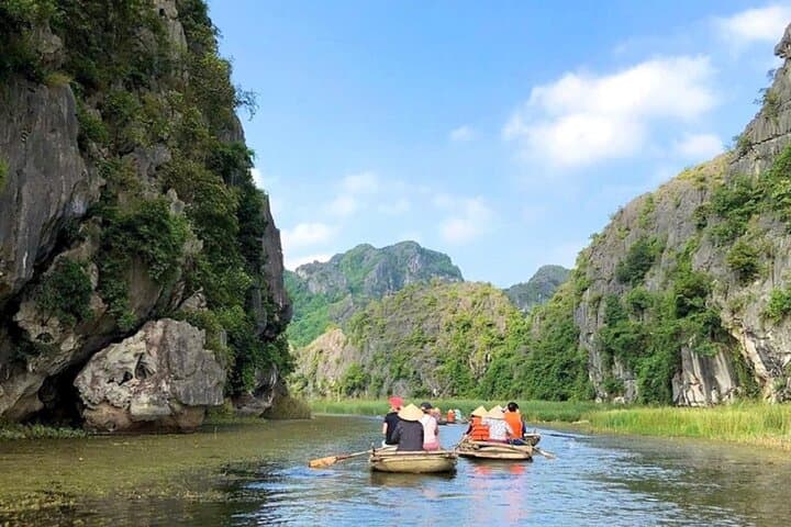 Pu Luong to Ninh Binh: 5-Day Rice Terrace Trek, Bamboo Raft & Trang An Caves photo 4