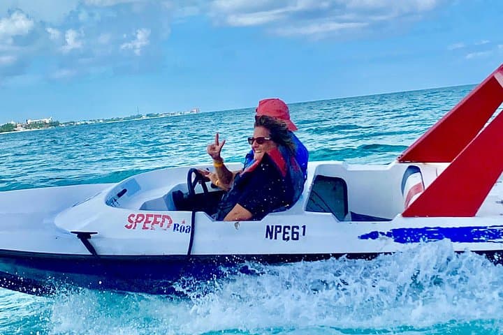 Self-Drive Speedboat to Swim with the Pigs: Nassau to the Exumas Adventure photo 3