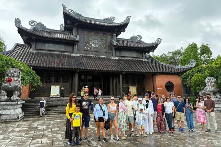 Deluxe Ninh Binh Day Trip: Bai Dinh Pagoda & Trang An — Full-Day Cultural and Scenic Tour from Hanoi photo 2
