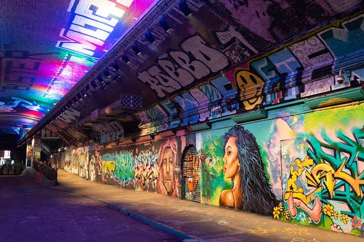 London Photography Walking Tour: Capture Iconic Sights with a Local Pro photo 3