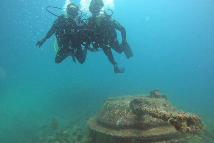 Double Dive Eden Island: Coral Reefs, Wreck and Guided Scuba in Seychelles photo 3