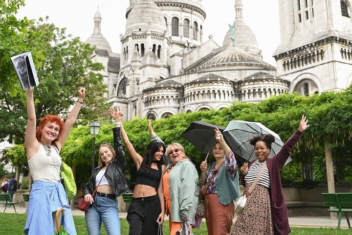 Montmartre Walking Tour: Secret Tales, Croissant Tastes & Sacré-Cœur Views