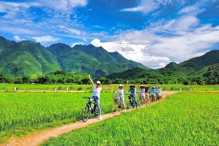 Discover Mai Chau Valley: Day Trip Cycling, Rice Terraces & Chieu Cave from Hanoi photo 4