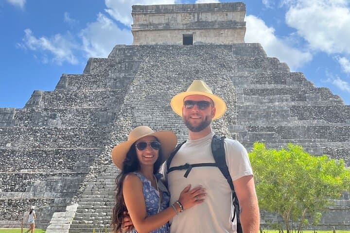 Early-Entry Chichen Itza Small-Group Tour — Skip-the-Line Kukulkan Experience photo 2