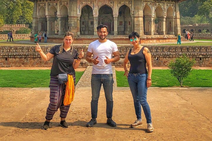 Private Half-Day Delhi Tour: Humayun's Tomb, India Gate & Lutyens' Drive photo 2