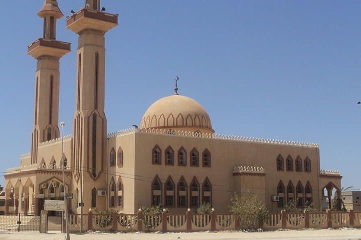 Half-Day Ziarah Tour in Madinah: Visit Quba, Uhud & Historic Mosques photo 2