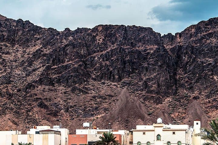 Half-Day Ziarah Tour in Madinah: Visit Quba, Uhud & Historic Mosques photo 4