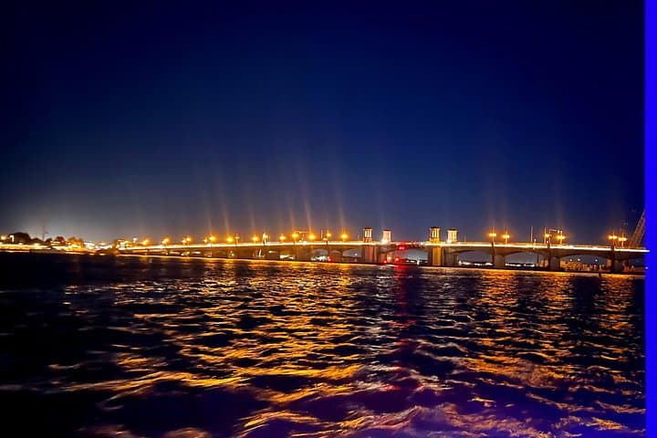 st-augustine-nights-of-lights-boat-tour-holiday-light-cruise photo 2