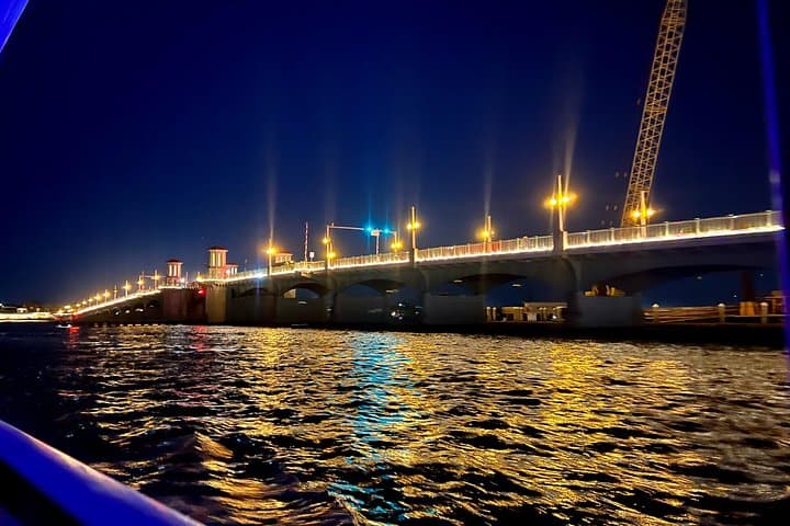 st-augustine-nights-of-lights-boat-tour-holiday-light-cruise photo 3
