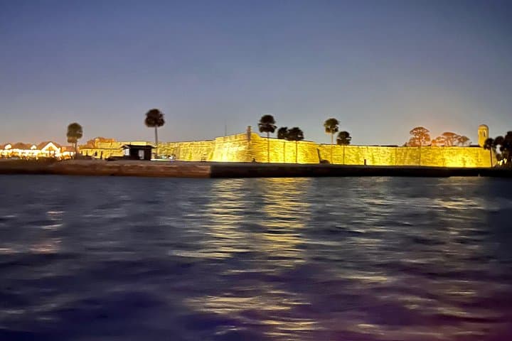 st-augustine-nights-of-lights-boat-tour-holiday-light-cruise photo 4