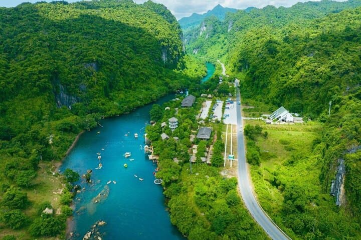 Paradise Cave & Hava Valley Day Trip: Zipline, Kayak and Cave Exploration from Dong Hoi photo 3