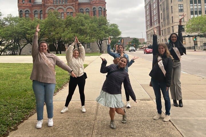Downtown Scavenger Hunt Columbus — Interactive Urban Adventure & Team Challenge photo 3