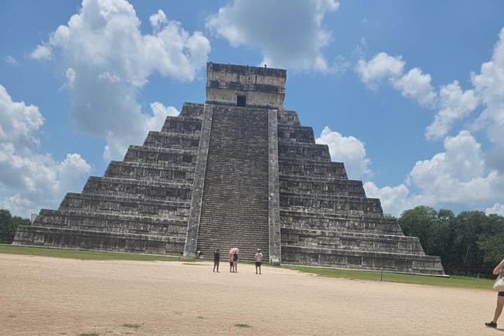 Chichén Itzá Day Tour from Playa del Carmen — Cenote Swim, Valladolid & Guided Ruins Visit