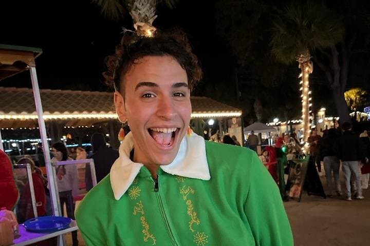 Holly Jolly Hunt Tucson: Festive Holiday Scavenger Hunt Through Downtown photo 2