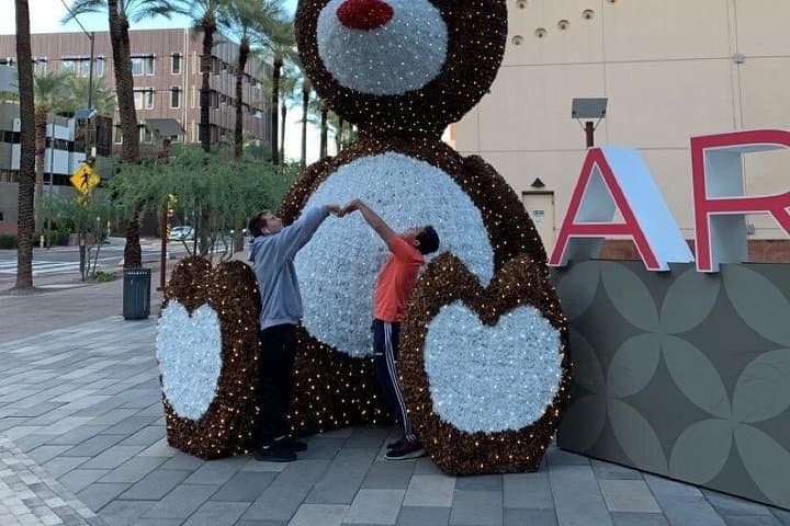 Holly Jolly Hunt Tucson: Festive Holiday Scavenger Hunt Through Downtown photo 4