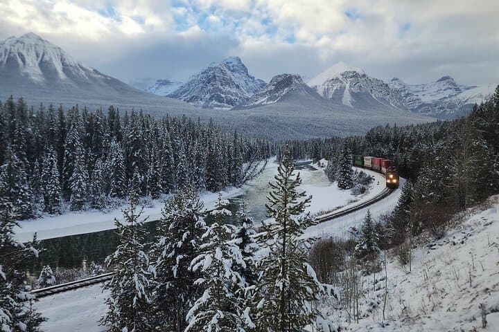 Lake Louise Frozen Wonderland — Skating, Snowshoeing & Winter Trails photo 3