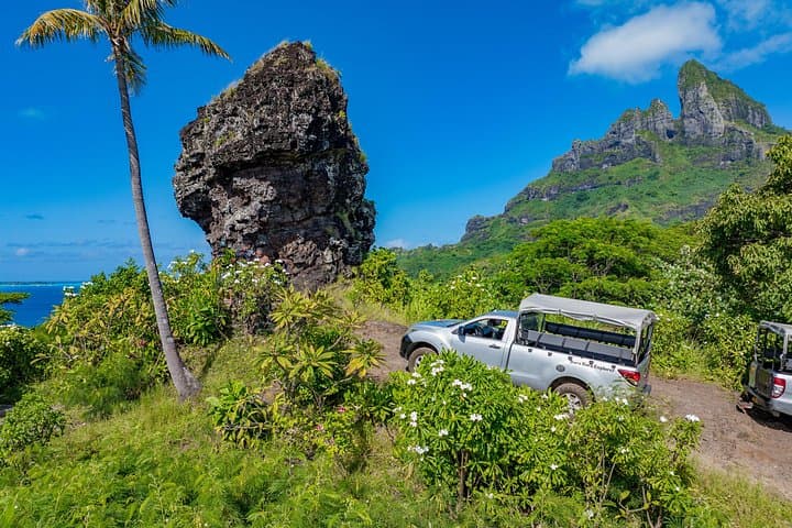 Bora Bora 4WD Private Island Tour — East Matira, WWII Cannons & Local Workshops photo 1