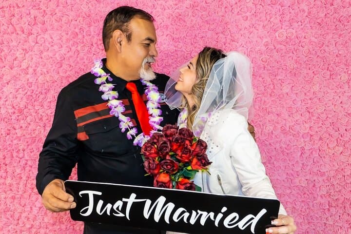 Candlelight Wedding Ceremony in Las Vegas — Intimate Immersive Chapel Experience photo 3